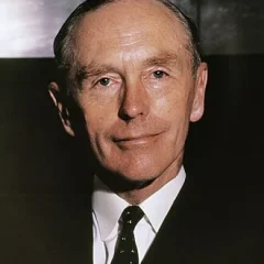 Alec Douglas-Home height profile photo