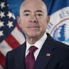 Alejandro Mayorkas height profile photo