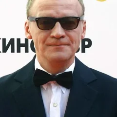 Aleksei Serebryakov (actor) height profile photo