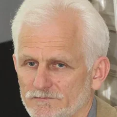 Ales Bialiatski height profile photo