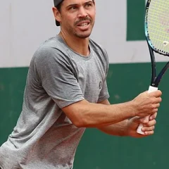 Alex Bolt height profile photo