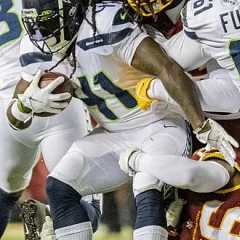 Alex Collins (American football) height profile photo