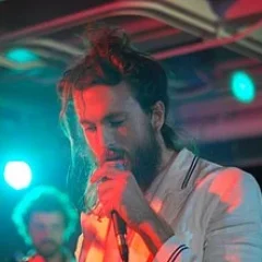 Alex Ebert height profile photo