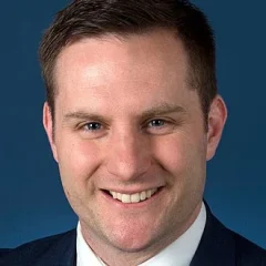 Alex Hawke height profile photo