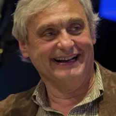 Alex Kozinski height profile photo