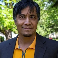 Alex Tizon height profile photo