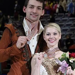 Alexa Knierim height profile photo