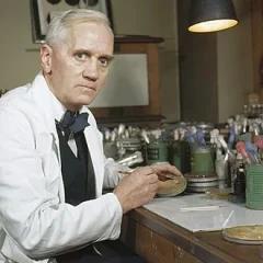 Alexander Fleming height profile photo
