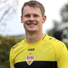 Alexander Nübel height profile photo