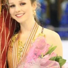 Alexandra Paul (figure skater) height profile photo