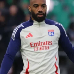 Alexandre Lacazette height profile photo
