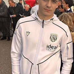Alfie Gilchrist height profile photo