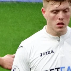 Alfie Mawson height profile photo