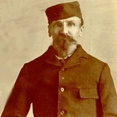 Alfred Packer height profile photo