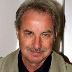 Alfred Riedl height profile photo