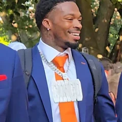 Alijah Clark height profile photo