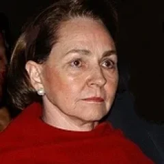 Aline Chrétien height profile photo