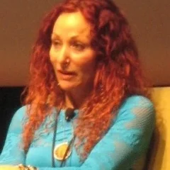 Aline Kominsky-Crumb height profile photo