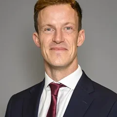 Alistair Strathern height profile photo