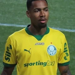 Allan (footballer, born 2004) height profile photo