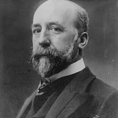 Allan McLane Hamilton height profile photo