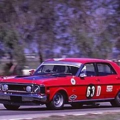 Allan Moffat height profile photo