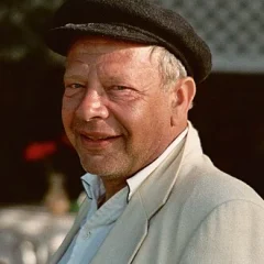 Allan Rich height profile photo
