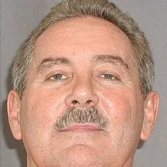 Allen Stanford height profile photo
