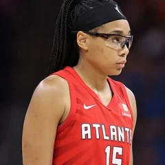 Allisha Gray height profile photo