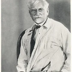 Alphonse Mucha height profile photo
