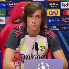 Álvaro Carreras height profile photo
