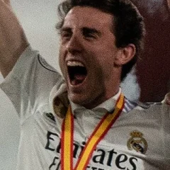 Álvaro Odriozola height profile photo