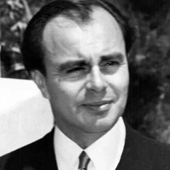 Aly Khan height profile photo
