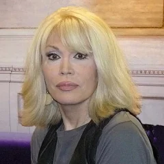 Amanda Lear height profile photo