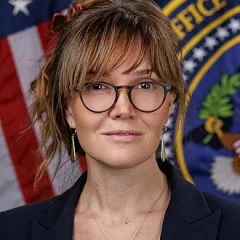 Amaryllis Fox Kennedy height profile photo