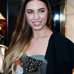 Amber Le Bon height profile photo