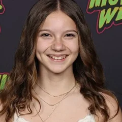Amie Donald height profile photo
