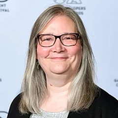 Amy Hennig height profile photo