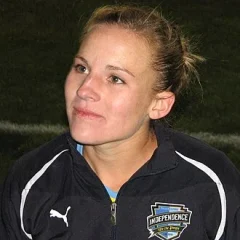 Amy Rodriguez height profile photo