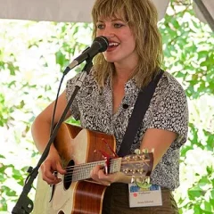 Anaïs Mitchell height profile photo