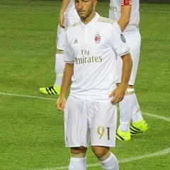 Andrea Bertolacci height profile photo