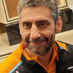 Andrea Stella height profile photo