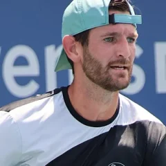 Andrea Vavassori height profile photo