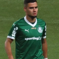 Andreas Pereira height profile photo