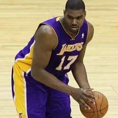 Andrew Bynum height profile photo