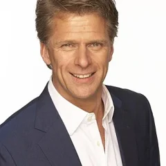 Andrew Castle height profile photo