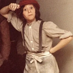 Andrew Koenig height profile photo