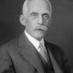 Andrew Mellon height profile photo
