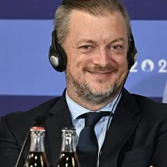 Andrew Parsons (sports administrator) height profile photo