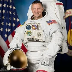 Andrew R. Morgan height profile photo